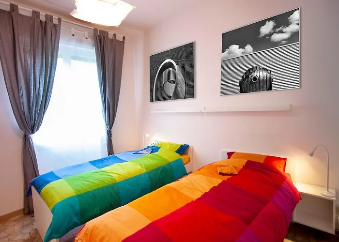 Large Near Giardini Margherita * Boloňa