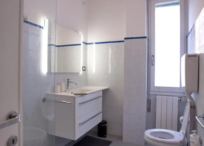 Large Near Giardini Margherita Apartmán