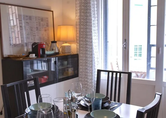 Large Near Giardini Margherita Bologna